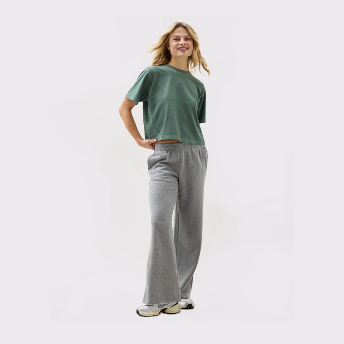 Women's Relaxed Crop Tee